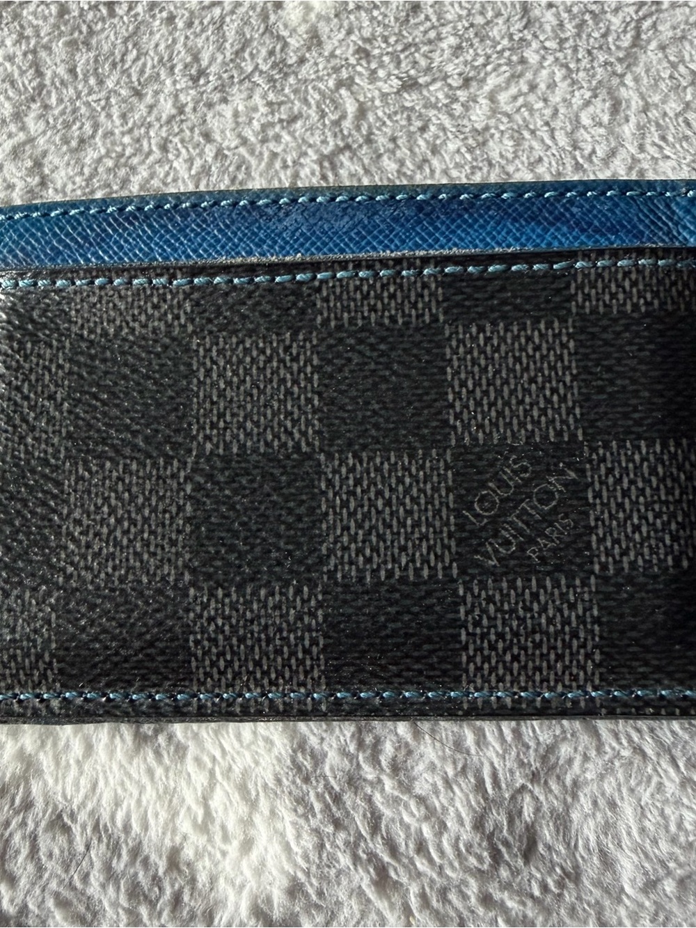 Louis Vuitton Men’s Black Damier leather card Wallet with Blue Trim